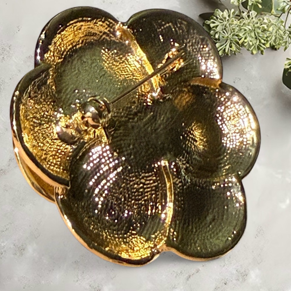 Cream Camellia enamel Flower Pin with Gold Trim and Black Accents - Picture 4 of 4